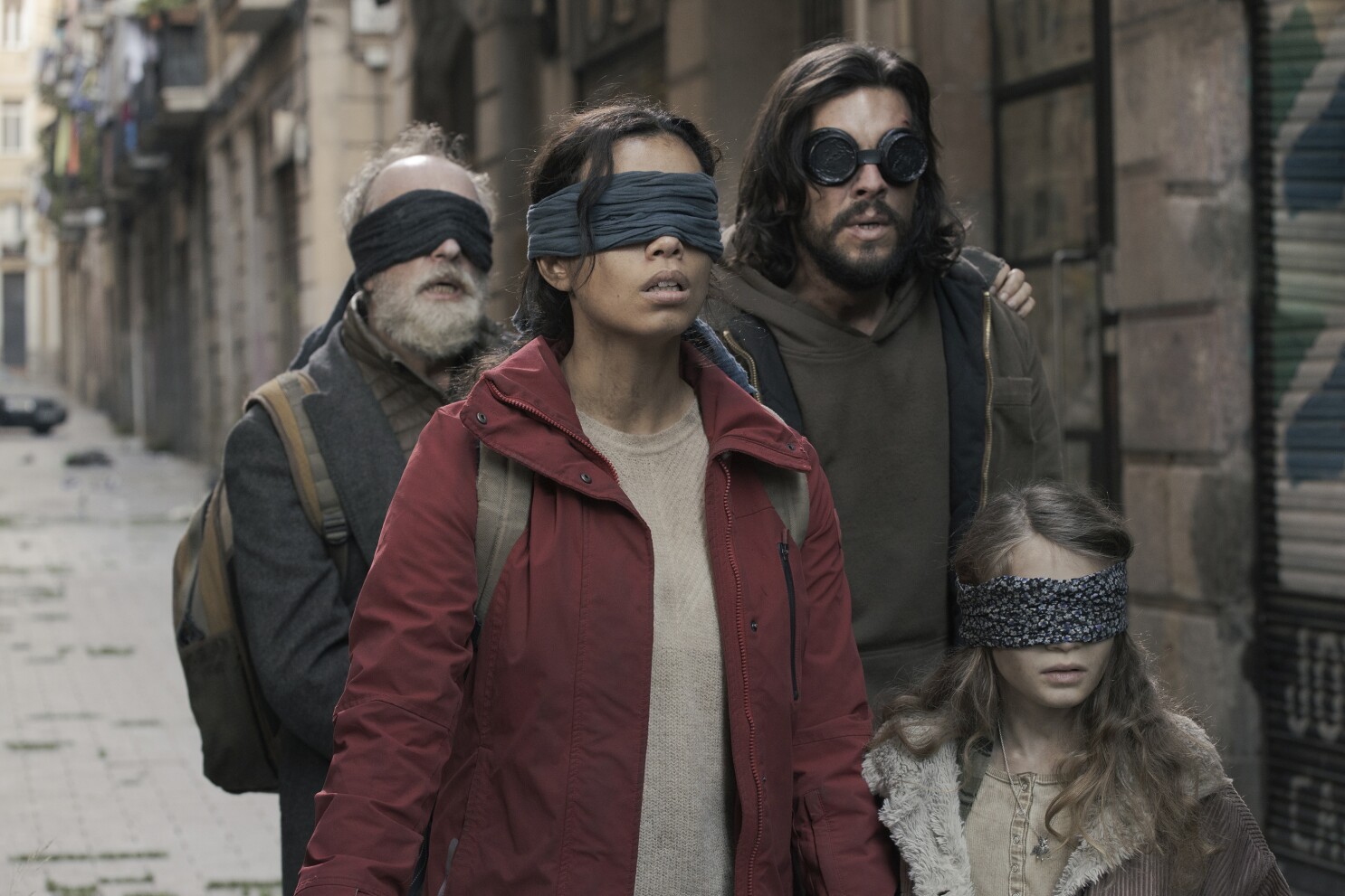 Bird box full clearance movie hindi dubbed download